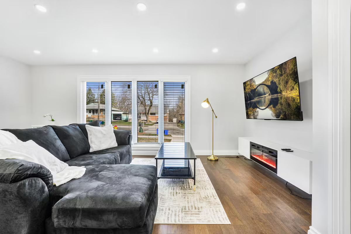 Goldstep Housing property living room